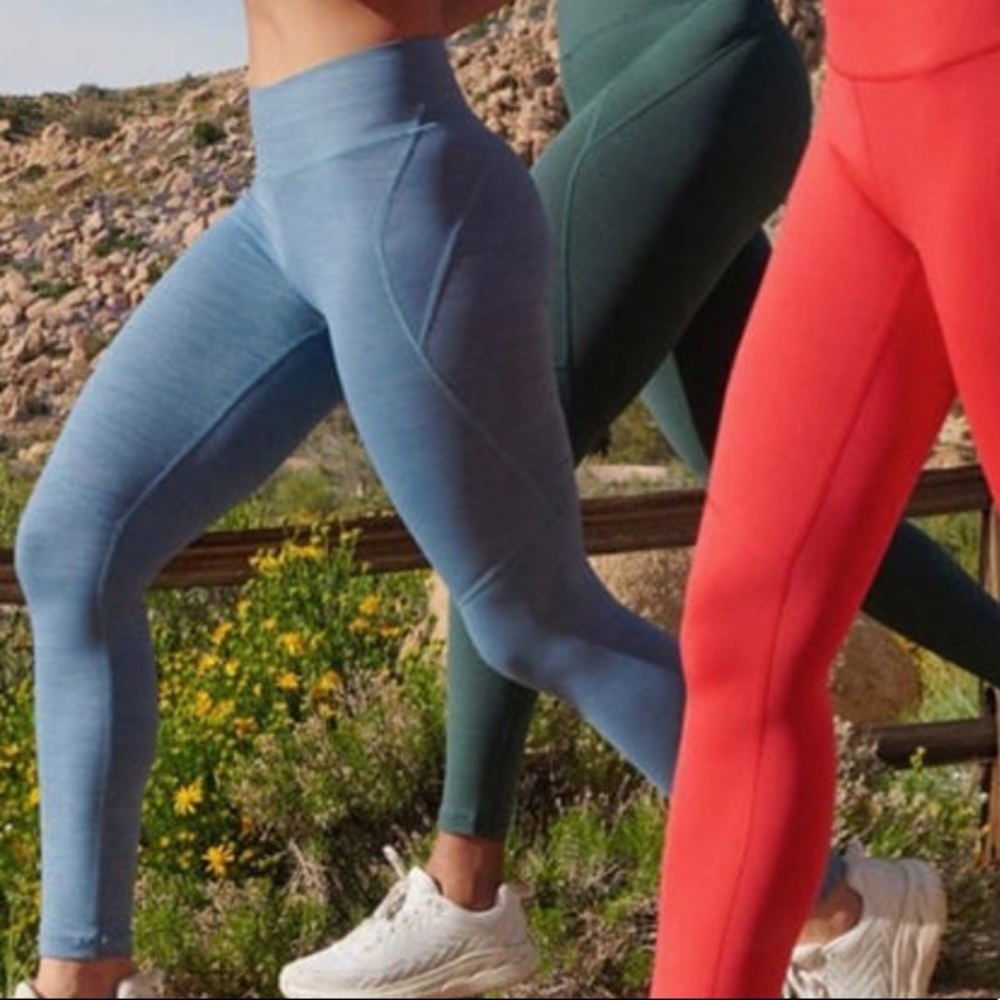 OUTDOOR VOICES TechSweat 7/8 Legging- Blue